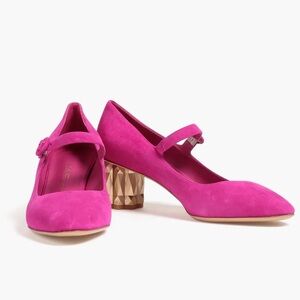 New Salvatore Ferragamo Ortensia 55 Suede Pump in Fuchsia Size 7C